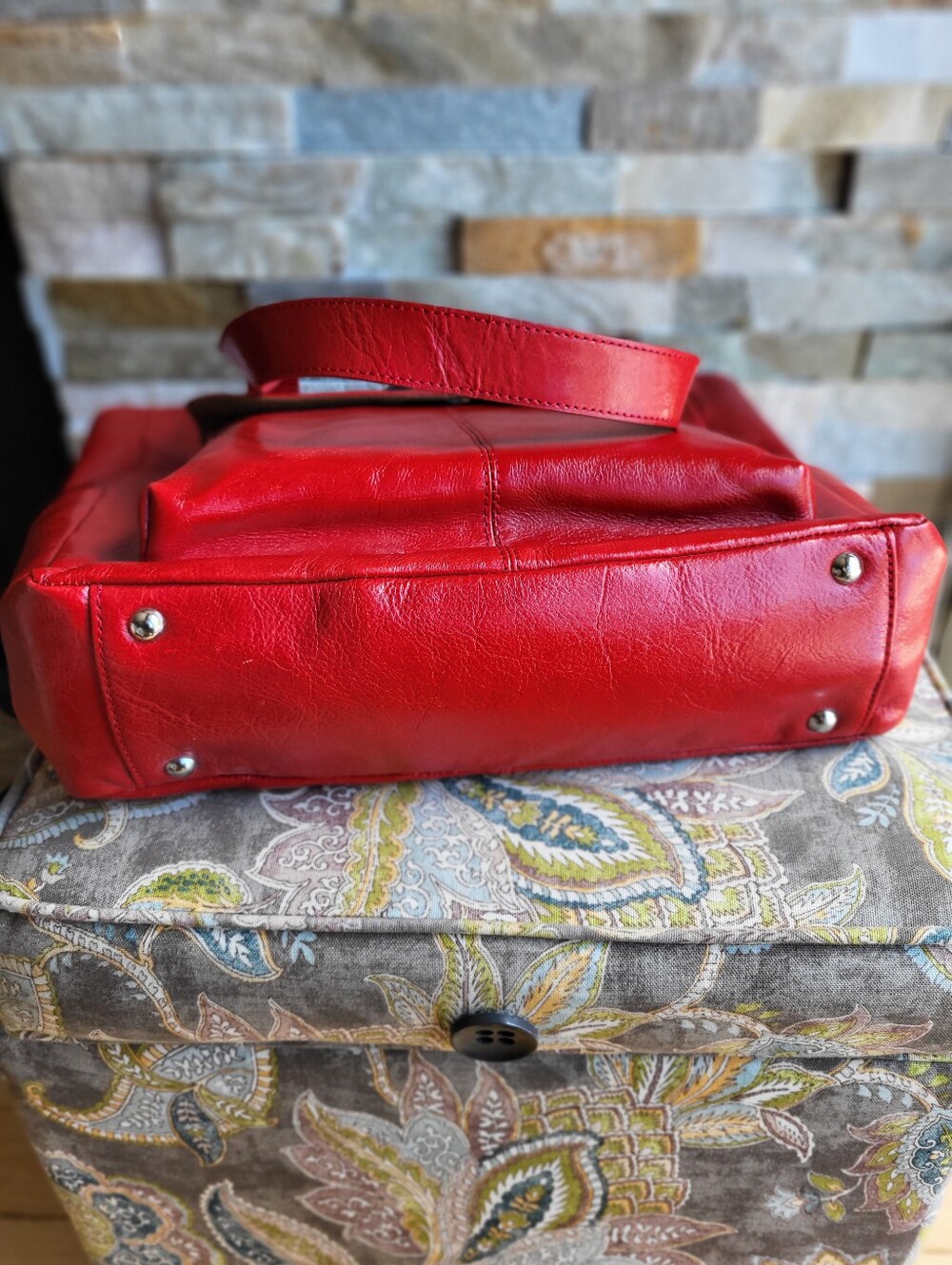 Danier Red Leather Laptop/Tote Bag with Front Turn-Lock - Picture 9 of 10